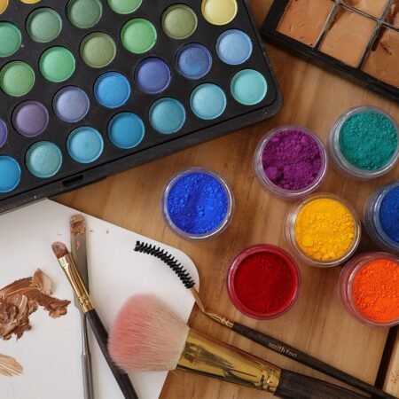 Alternative view of Canon RF 35mm f/1.8 Macro IS STM